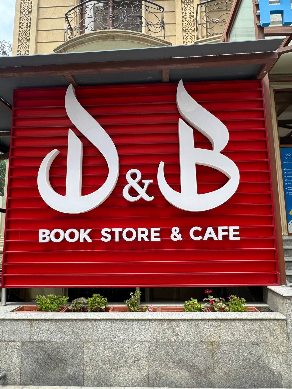 Qabarı işıqlı və işıqsız hərflər layihəsi